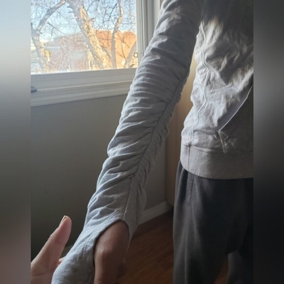 Lululemon reversible Aura s uba hoodie style - Picture 4 of 8